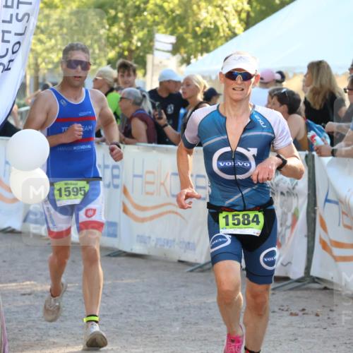 07.09.2025 - 19. Norderstedt Triathlon Zöllner http://msf.ph/oto/8770273 07.09.2025 16:41:48 Ziel 1584, 1595 meine-sportfotos.de