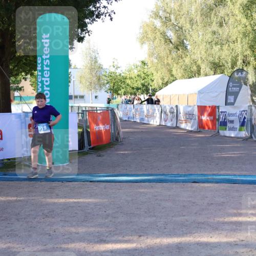 07.09.2025 - 19. Norderstedt Triathlon Zöllner http://msf.ph/oto/8770381 07.09.2025 09:22:34 Ziel 19 meine-sportfotos.de