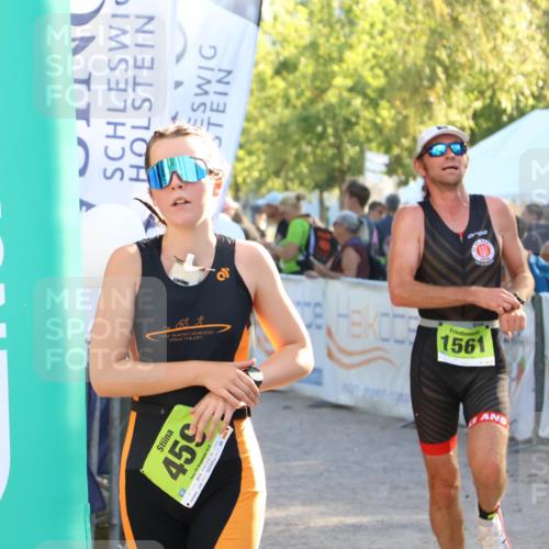 07.09.2025 - 19. Norderstedt Triathlon Zöllner http://msf.ph/oto/8770391 07.09.2025 16:42:15 Ziel 459, 1100, 1561 meine-sportfotos.de