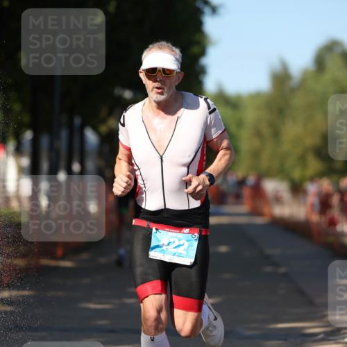 07.09.2025 - 19. Norderstedt Triathlon Michael Strokosch http://msf.ph/oto/8770413 07.09.2025 15:30:13 Laufen 374, 460, 1032 meine-sportfotos.de