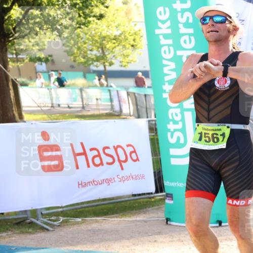 07.09.2025 - 19. Norderstedt Triathlon Zöllner http://msf.ph/oto/8770423 07.09.2025 16:42:17 Ziel 459, 1561 meine-sportfotos.de