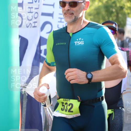 07.09.2025 - 19. Norderstedt Triathlon Zöllner http://msf.ph/oto/8770438 07.09.2025 16:42:27 Ziel 532, 1612 meine-sportfotos.de
