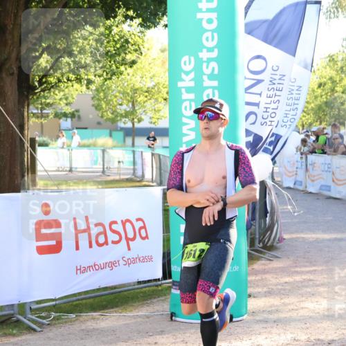 07.09.2025 - 19. Norderstedt Triathlon Zöllner http://msf.ph/oto/8770458 07.09.2025 16:42:29 Ziel 532, 1612 meine-sportfotos.de