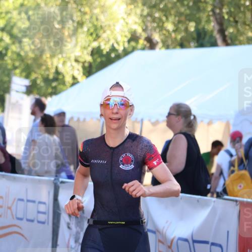 07.09.2025 - 19. Norderstedt Triathlon Zöllner http://msf.ph/oto/8770464 07.09.2025 16:42:46 Ziel 1050 meine-sportfotos.de