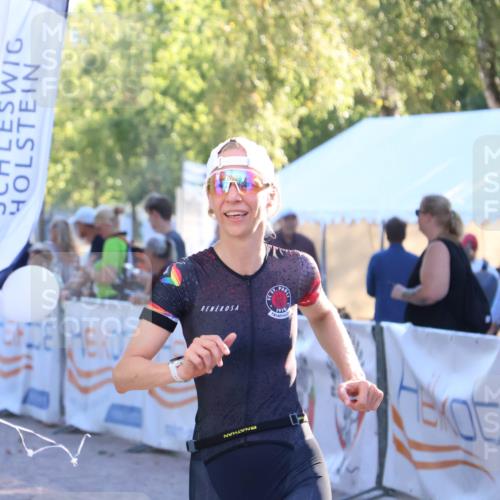 07.09.2025 - 19. Norderstedt Triathlon Zöllner http://msf.ph/oto/8770481 07.09.2025 16:42:47 Ziel 1050 meine-sportfotos.de
