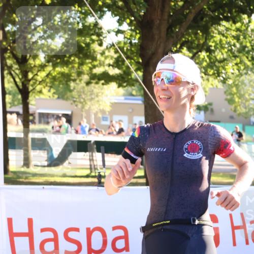 07.09.2025 - 19. Norderstedt Triathlon Zöllner http://msf.ph/oto/8770499 07.09.2025 16:42:48 Ziel 1050 meine-sportfotos.de