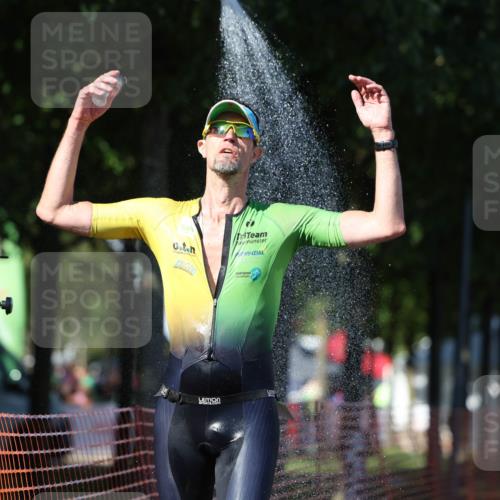 07.09.2025 - 19. Norderstedt Triathlon Michael Strokosch http://msf.ph/oto/8770501 07.09.2025 15:30:22 Laufen 1032 meine-sportfotos.de