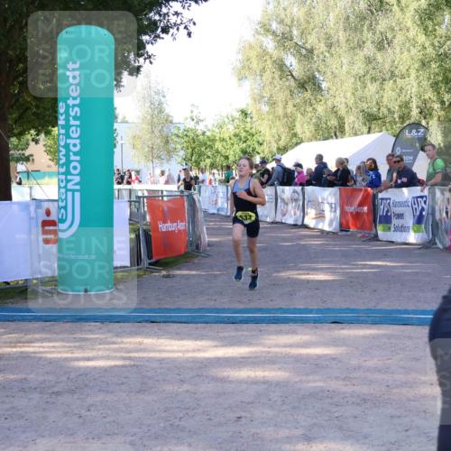 07.09.2025 - 19. Norderstedt Triathlon Zöllner http://msf.ph/oto/8770548 07.09.2025 09:46:53 Ziel 556, 570, 633 meine-sportfotos.de