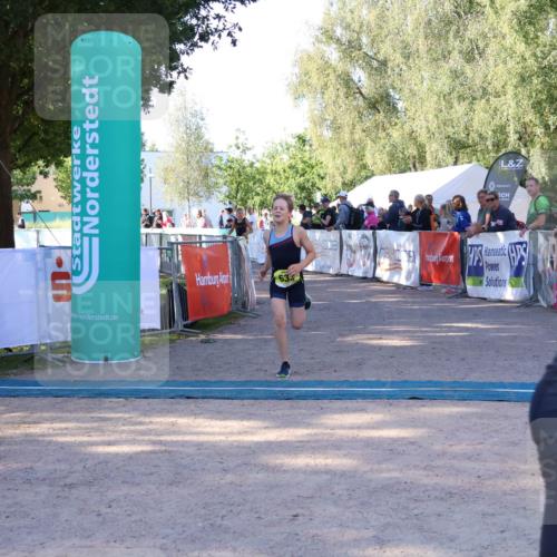 07.09.2025 - 19. Norderstedt Triathlon Zöllner http://msf.ph/oto/8770555 07.09.2025 09:46:53 Ziel 556, 570, 633 meine-sportfotos.de