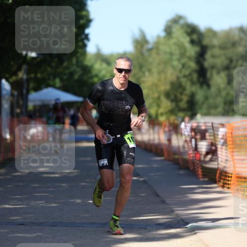 07.09.2025 - 19. Norderstedt Triathlon Michael Strokosch http://msf.ph/oto/8770558 07.09.2025 15:30:52 Laufen 1026 meine-sportfotos.de