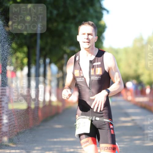 07.09.2025 - 19. Norderstedt Triathlon Michael Strokosch http://msf.ph/oto/8770574 07.09.2025 16:27:44 Laufen 512, 524, 535, 868, 1078, 1632 meine-sportfotos.de