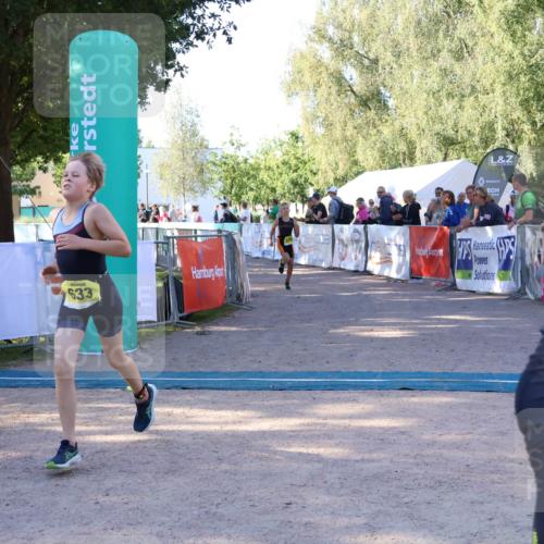 07.09.2025 - 19. Norderstedt Triathlon Zöllner http://msf.ph/oto/8770578 07.09.2025 09:46:54 Ziel 556, 570, 633 meine-sportfotos.de