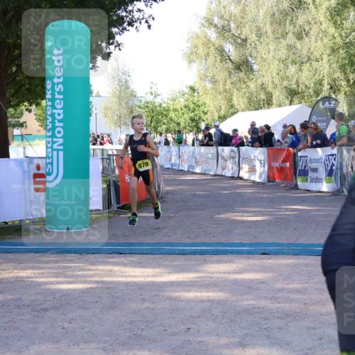 07.09.2025 - 19. Norderstedt Triathlon Zöllner http://msf.ph/oto/8770601 07.09.2025 09:46:57 Ziel 570, 633 meine-sportfotos.de