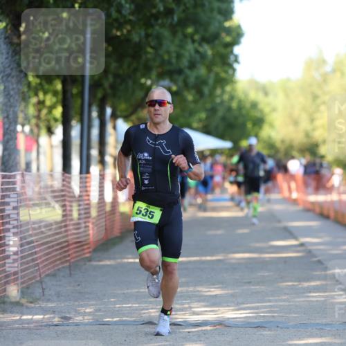 07.09.2025 - 19. Norderstedt Triathlon Michael Strokosch http://msf.ph/oto/8770626 07.09.2025 16:27:48 Laufen 535, 868, 882 meine-sportfotos.de