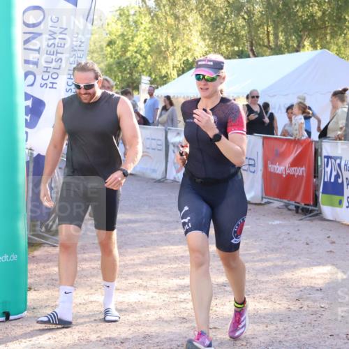 07.09.2025 - 19. Norderstedt Triathlon Zöllner http://msf.ph/oto/8770633 07.09.2025 16:43:11 Ziel 1049, 1544 meine-sportfotos.de