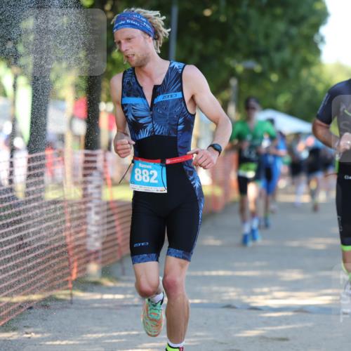 07.09.2025 - 19. Norderstedt Triathlon Michael Strokosch http://msf.ph/oto/8770657 07.09.2025 16:27:57 Laufen 406, 515, 882, 883, 1057, 1604 meine-sportfotos.de