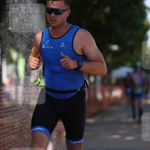 07.09.2025 - 19. Norderstedt Triathlon Michael Strokosch http://msf.ph/oto/8770664 07.09.2025 15:31:20 Laufen 417, 967 meine-sportfotos.de