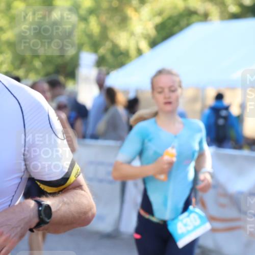 07.09.2025 - 19. Norderstedt Triathlon Zöllner http://msf.ph/oto/8770694 07.09.2025 16:43:23 Ziel 430, 1063, 1422, 1545, 1546, 1586 meine-sportfotos.de