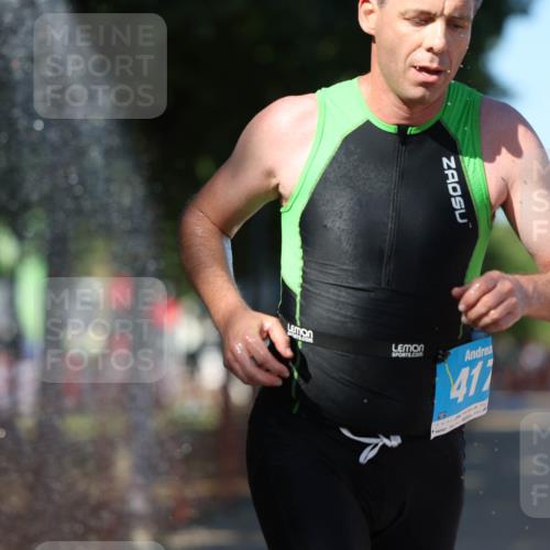 07.09.2025 - 19. Norderstedt Triathlon Michael Strokosch http://msf.ph/oto/8770702 07.09.2025 15:31:22 Laufen 400, 417, 967 meine-sportfotos.de