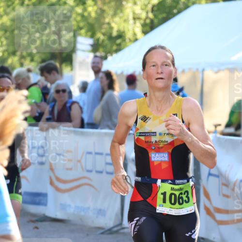 07.09.2025 - 19. Norderstedt Triathlon Zöllner http://msf.ph/oto/8770708 07.09.2025 16:43:25 Ziel 430, 1063, 1422, 1545, 1546, 1586 meine-sportfotos.de