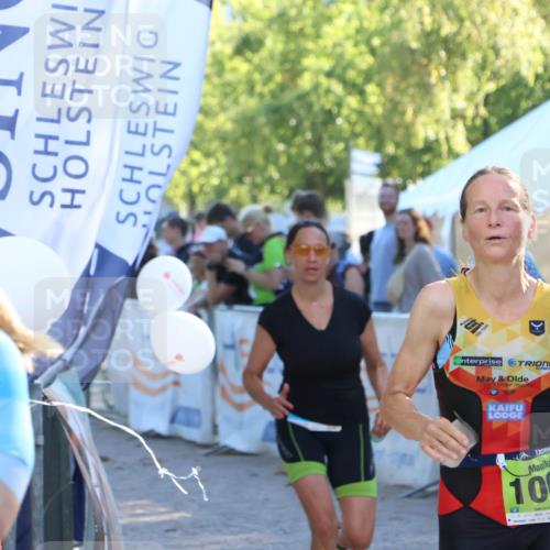 07.09.2025 - 19. Norderstedt Triathlon Zöllner http://msf.ph/oto/8770714 07.09.2025 16:43:26 Ziel 430, 1063, 1422, 1545, 1546, 1586, 1606 meine-sportfotos.de