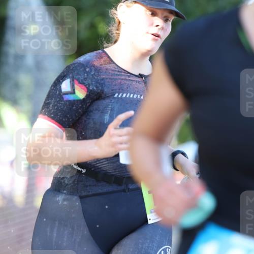 07.09.2025 - 19. Norderstedt Triathlon Michael Strokosch http://msf.ph/oto/8770734 07.09.2025 16:28:13 Laufen 487, 507, 909, 947, 1405, 1422, 1554, 1560, 1625 meine-sportfotos.de