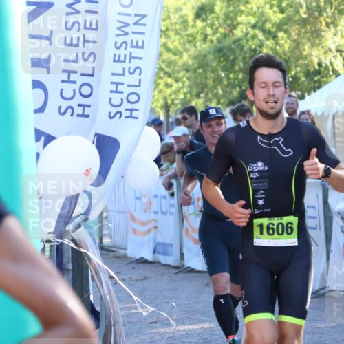 07.09.2025 - 19. Norderstedt Triathlon Zöllner http://msf.ph/oto/8770761 07.09.2025 16:43:29 Ziel 430, 1063, 1422, 1549, 1586, 1606 meine-sportfotos.de