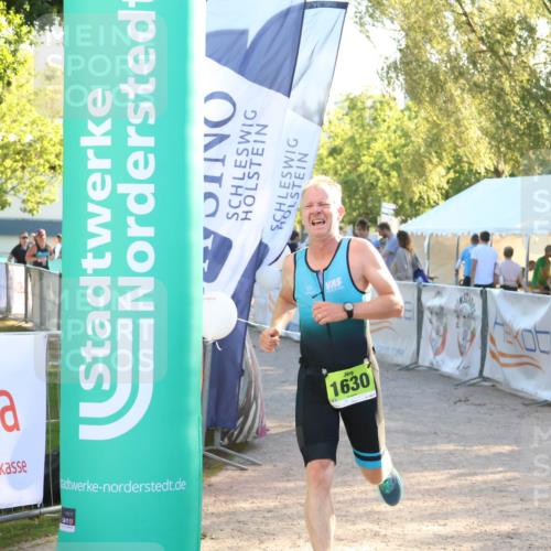 07.09.2025 - 19. Norderstedt Triathlon Zöllner http://msf.ph/oto/8770813 07.09.2025 16:43:36 Ziel 1549, 1577, 1606, 1630 meine-sportfotos.de
