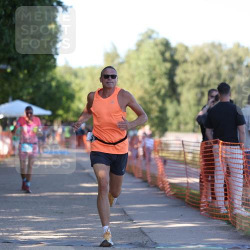 07.09.2025 - 19. Norderstedt Triathlon Michael Strokosch http://msf.ph/oto/8770823 07.09.2025 16:28:26 Laufen 897, 933, 1044, 1585 meine-sportfotos.de