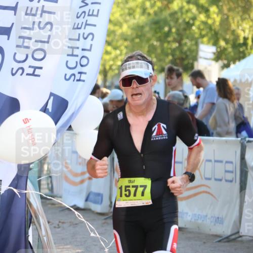 07.09.2025 - 19. Norderstedt Triathlon Zöllner http://msf.ph/oto/8770826 07.09.2025 16:43:37 Ziel 1549, 1577, 1606, 1630 meine-sportfotos.de
