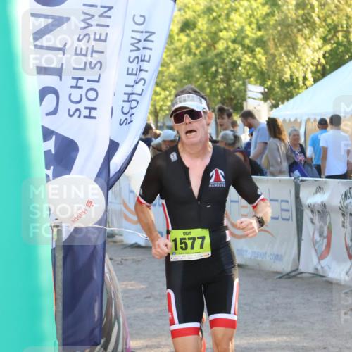 07.09.2025 - 19. Norderstedt Triathlon Zöllner http://msf.ph/oto/8770830 07.09.2025 16:43:37 Ziel 1549, 1577, 1606, 1630 meine-sportfotos.de