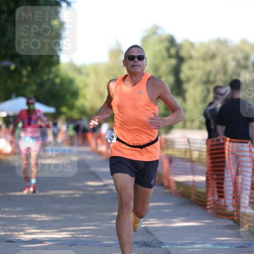 07.09.2025 - 19. Norderstedt Triathlon Michael Strokosch http://msf.ph/oto/8770835 07.09.2025 16:28:26 Laufen 897, 933, 1044, 1585 meine-sportfotos.de