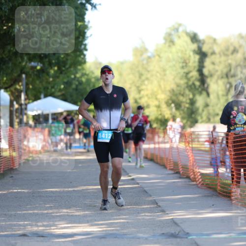 07.09.2025 - 19. Norderstedt Triathlon Michael Strokosch http://msf.ph/oto/8770886 07.09.2025 16:28:48 Laufen 1060, 1412 meine-sportfotos.de