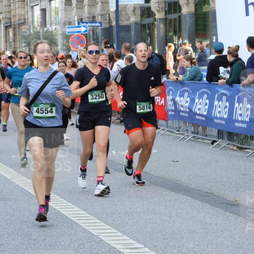 07.09.2025 - BARMER Alsterlauf Strokosch-Dieckow http://msf.ph/oto/8770887 07.09.2025 10:10:16 Ziel 2091, 2116, 2311, 2312, 2422, 2558, 3088, 3472, 3481, 3606, 3687, 3700, 4137, 4261, 4313, 4321, 4373, 4615, 4748, 4796, 4912, 4913, 5009, 5010, 5049, 5072, 5073, 5581, 5703, 5814, 5988, 6038, 6054, 6177, 8078, 8079, 8471 meine-sportfotos.de