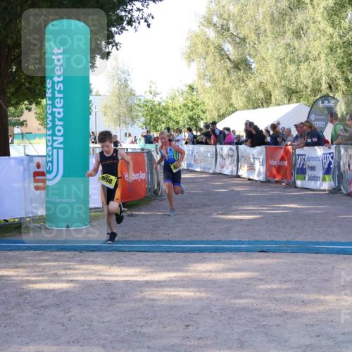 07.09.2025 - 19. Norderstedt Triathlon Zöllner http://msf.ph/oto/8770903 07.09.2025 09:48:33 Ziel 598, 603, 623 meine-sportfotos.de