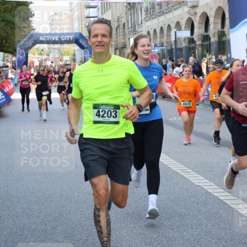 07.09.2025 - BARMER Alsterlauf Strokosch-Dieckow http://msf.ph/oto/8770907 07.09.2025 10:10:13 Ziel 1188, 2091, 2116, 2282, 2311, 2312, 2422, 2558, 3088, 3472, 3481, 3606, 3687, 3700, 4137, 4244, 4321, 4373, 4384, 4615, 4748, 4796, 4912, 5009, 5010, 5049, 5072, 5073, 5283, 5413, 5581, 5703, 5814, 5824, 5971, 5988, 6038, 6054, 6114, 6177, 8078, 8079, 8471 meine-sportfotos.de