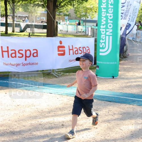 07.09.2025 - 19. Norderstedt Triathlon Zöllner http://msf.ph/oto/8770951 07.09.2025 16:44:02 Ziel 1602, 1631 meine-sportfotos.de