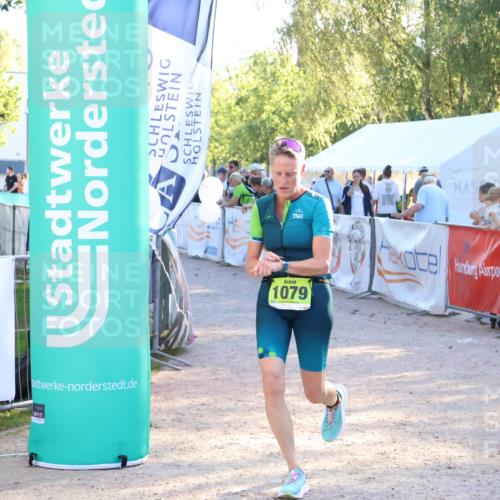 07.09.2025 - 19. Norderstedt Triathlon Zöllner http://msf.ph/oto/8770985 07.09.2025 16:44:21 Ziel 1079 meine-sportfotos.de
