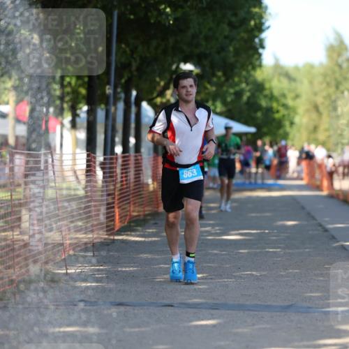 07.09.2025 - 19. Norderstedt Triathlon Michael Strokosch http://msf.ph/oto/8770998 07.09.2025 15:32:18 Laufen 373, 863, 1459, 1491 meine-sportfotos.de