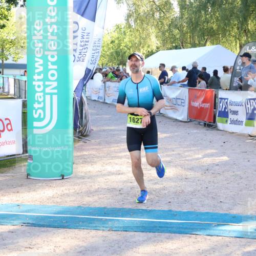 07.09.2025 - 19. Norderstedt Triathlon Zöllner http://msf.ph/oto/8771016 07.09.2025 16:44:43 Ziel 1627 meine-sportfotos.de