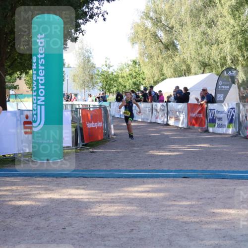 07.09.2025 - 19. Norderstedt Triathlon Zöllner http://msf.ph/oto/8771017 07.09.2025 09:49:14 Ziel 617 meine-sportfotos.de