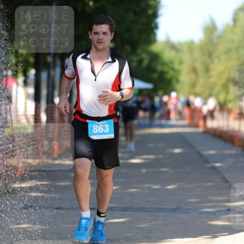07.09.2025 - 19. Norderstedt Triathlon Michael Strokosch http://msf.ph/oto/8771033 07.09.2025 15:32:20 Laufen 373, 863, 1459, 1491 meine-sportfotos.de
