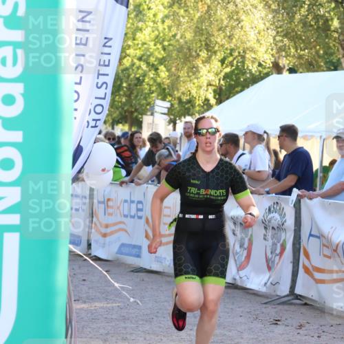 07.09.2025 - 19. Norderstedt Triathlon Zöllner http://msf.ph/oto/8771034 07.09.2025 16:45:05 Ziel 1082 meine-sportfotos.de