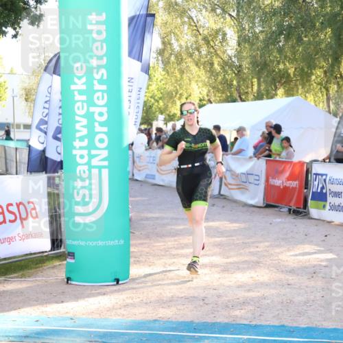 07.09.2025 - 19. Norderstedt Triathlon Zöllner http://msf.ph/oto/8771068 07.09.2025 16:45:07 Ziel 1082, 1609 meine-sportfotos.de