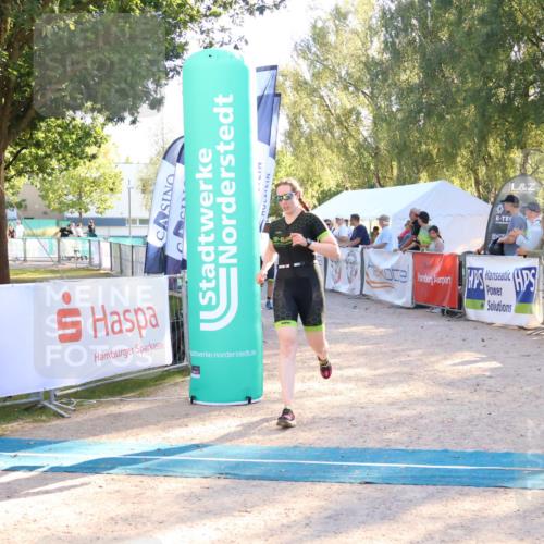 07.09.2025 - 19. Norderstedt Triathlon Zöllner http://msf.ph/oto/8771071 07.09.2025 16:45:07 Ziel 1082, 1609 meine-sportfotos.de