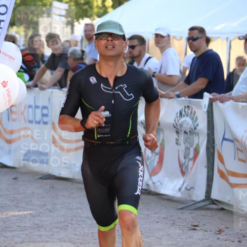07.09.2025 - 19. Norderstedt Triathlon Zöllner http://msf.ph/oto/8771093 07.09.2025 16:45:09 Ziel 1082, 1609 meine-sportfotos.de