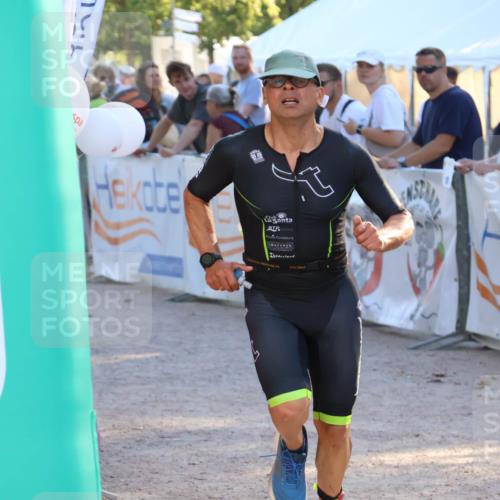 07.09.2025 - 19. Norderstedt Triathlon Zöllner http://msf.ph/oto/8771098 07.09.2025 16:45:09 Ziel 1082, 1609 meine-sportfotos.de