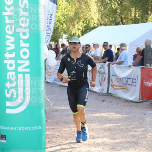 07.09.2025 - 19. Norderstedt Triathlon Zöllner http://msf.ph/oto/8771102 07.09.2025 16:45:10 Ziel 1082, 1609 meine-sportfotos.de