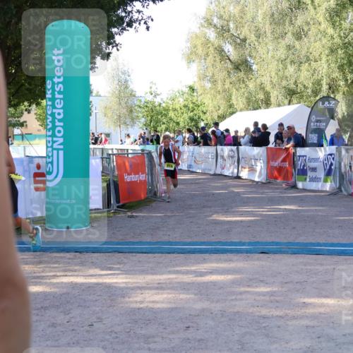 07.09.2025 - 19. Norderstedt Triathlon Zöllner http://msf.ph/oto/8771104 07.09.2025 09:49:27 Ziel 554, 567, 574 meine-sportfotos.de