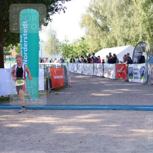 07.09.2025 - 19. Norderstedt Triathlon Zöllner http://msf.ph/oto/8771112 07.09.2025 09:49:30 Ziel 554, 567, 574 meine-sportfotos.de